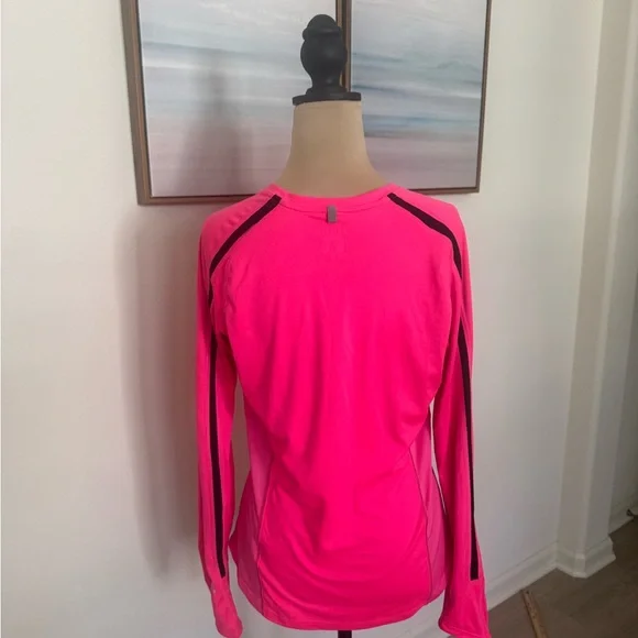 Nike Women's Vibrant Pink Long Sleeve Tee - Picture 4 of 6